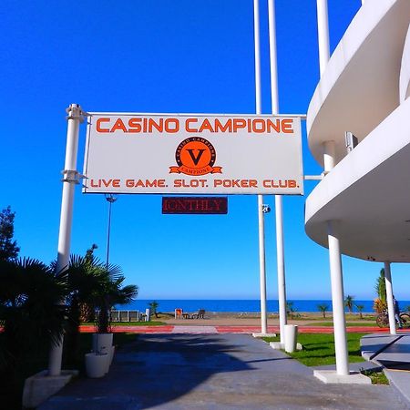 Mimino Apartment Deluxe First Line Μπατούμι Εξωτερικό φωτογραφία